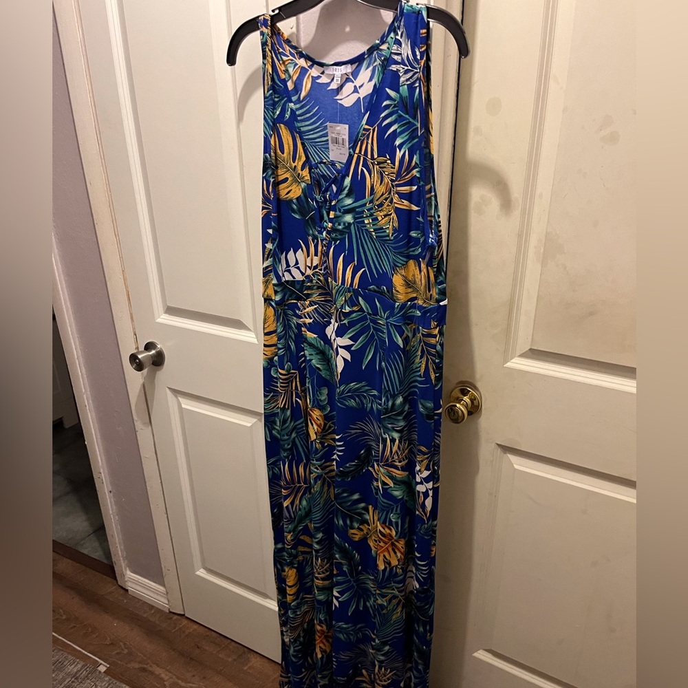 New 3x dress with shorts underneath